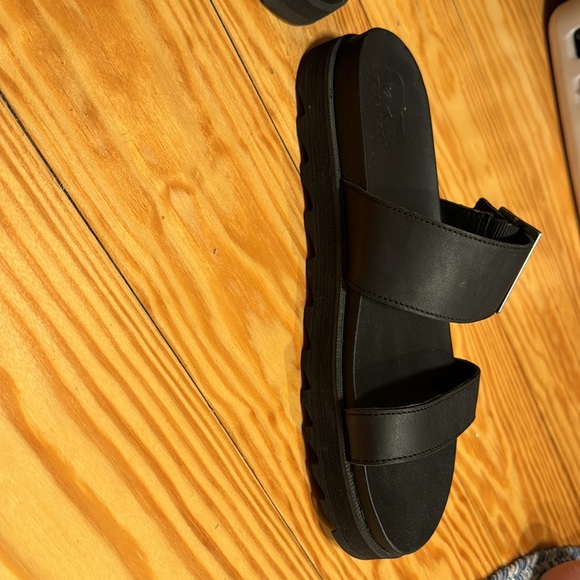 Sorel slide sandal Black with buckle - Picture 7 of 9